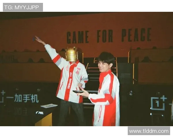 赵芳独家分享英雄联盟游戏心得与技巧助你提升实力与战斗意识